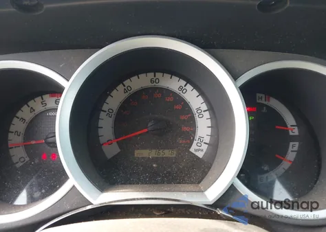 2014 Toyota Tacoma Base V6 z USA, uszkodzony, nr VIN 3TMLU4EN1EM162480